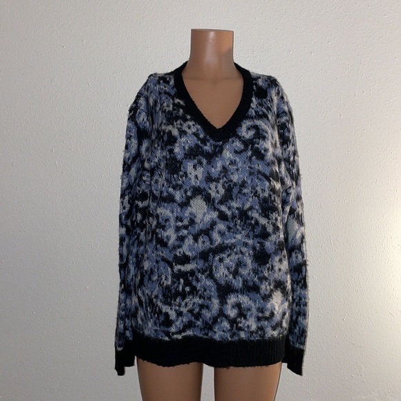 Liverpool Los Angeles Womens V-Neck Sweater in Abstract Blue NEW Large  New Tag - Picture 2 of 16